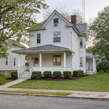 $86,000 | 411a North Pennsylvania Avenue, Apollo, PA 15613