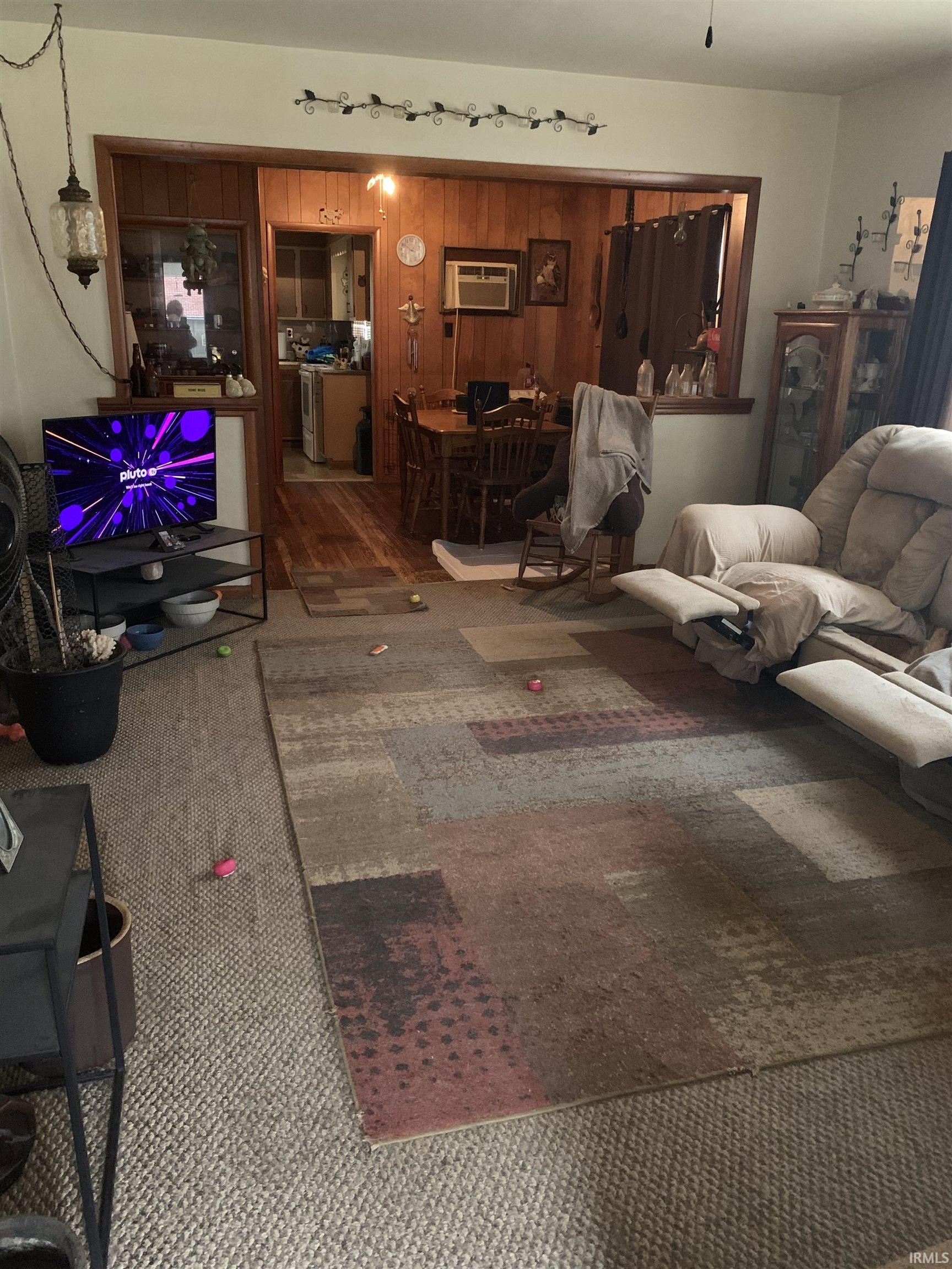 530 West Spring Street Bloomfield, IN 47424 - Photo 5 of 8