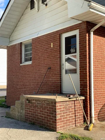 $139,000 | 530 West Spring Street, Bloomfield, IN 47424