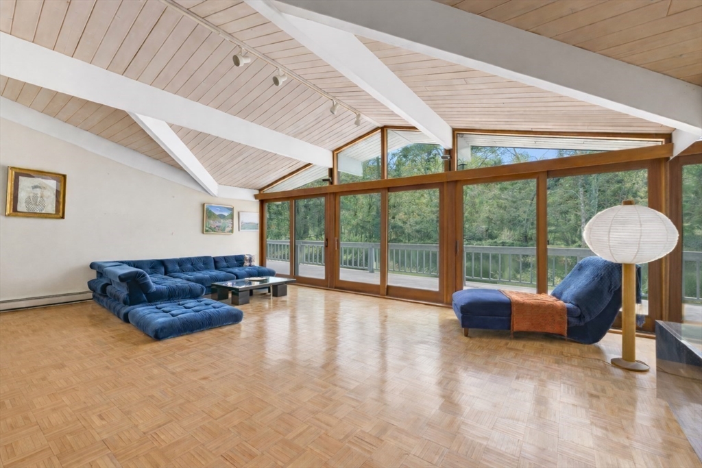 58 Solomon Pierce Road Lexington, MA 02420 - Photo 6 of 34