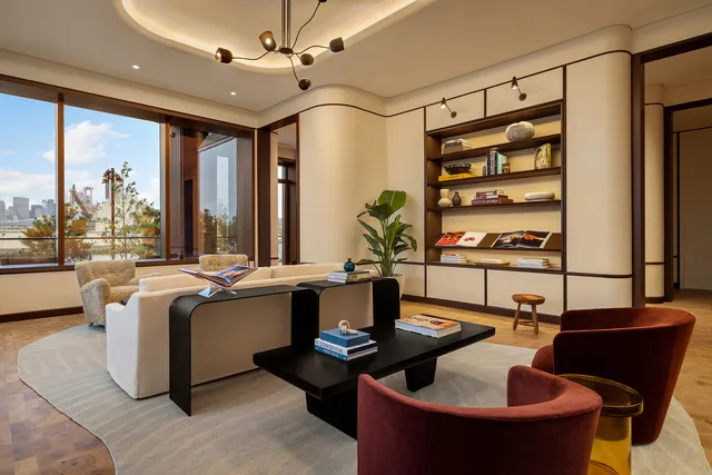 $10,000 | 480 Kent Avenue, Unit 11B | Williamsburg