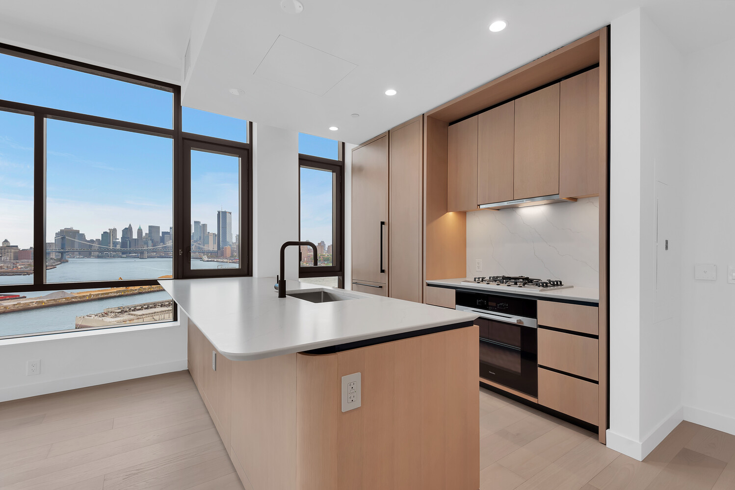 480 Kent Avenue, Unit 11B Brooklyn, NY 11249 - Photo 4 of 19