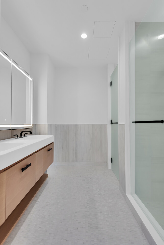 480 Kent Avenue, Unit 11B Brooklyn, NY 11249 - Photo 7 of 19