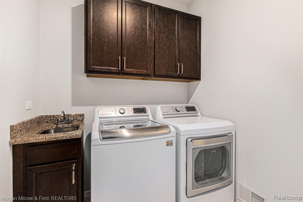 5516 Woodfall Road Clarkston, MI 48348 - Photo 13 of 25 Gallery Image 13