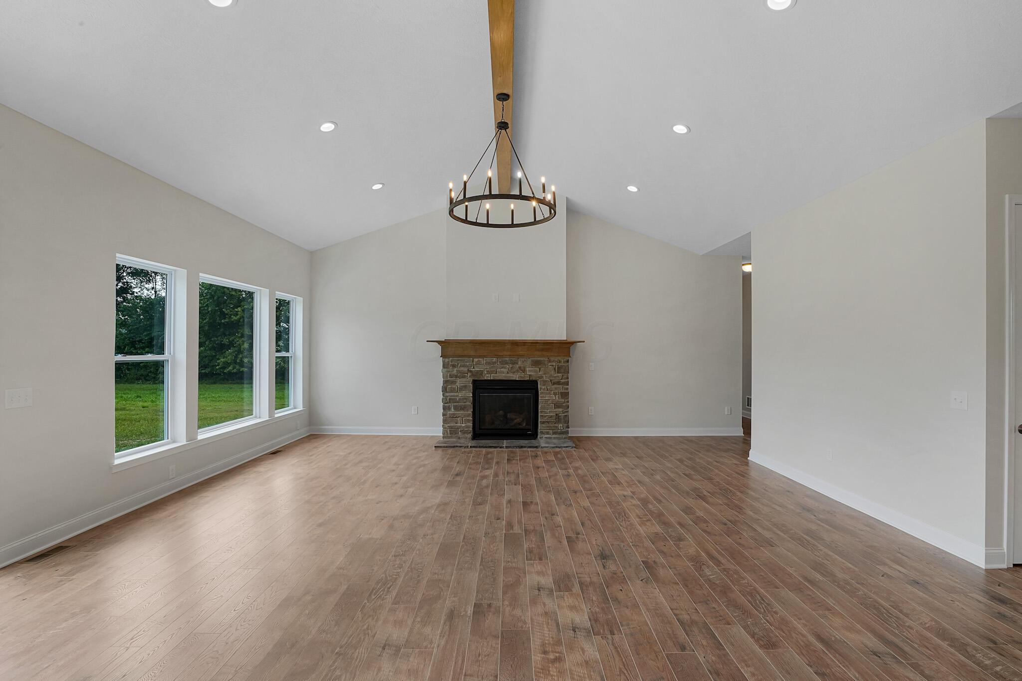 6986 State Rte 61 Sunbury, OH 43074 - Photo 12 of 88 Great Room