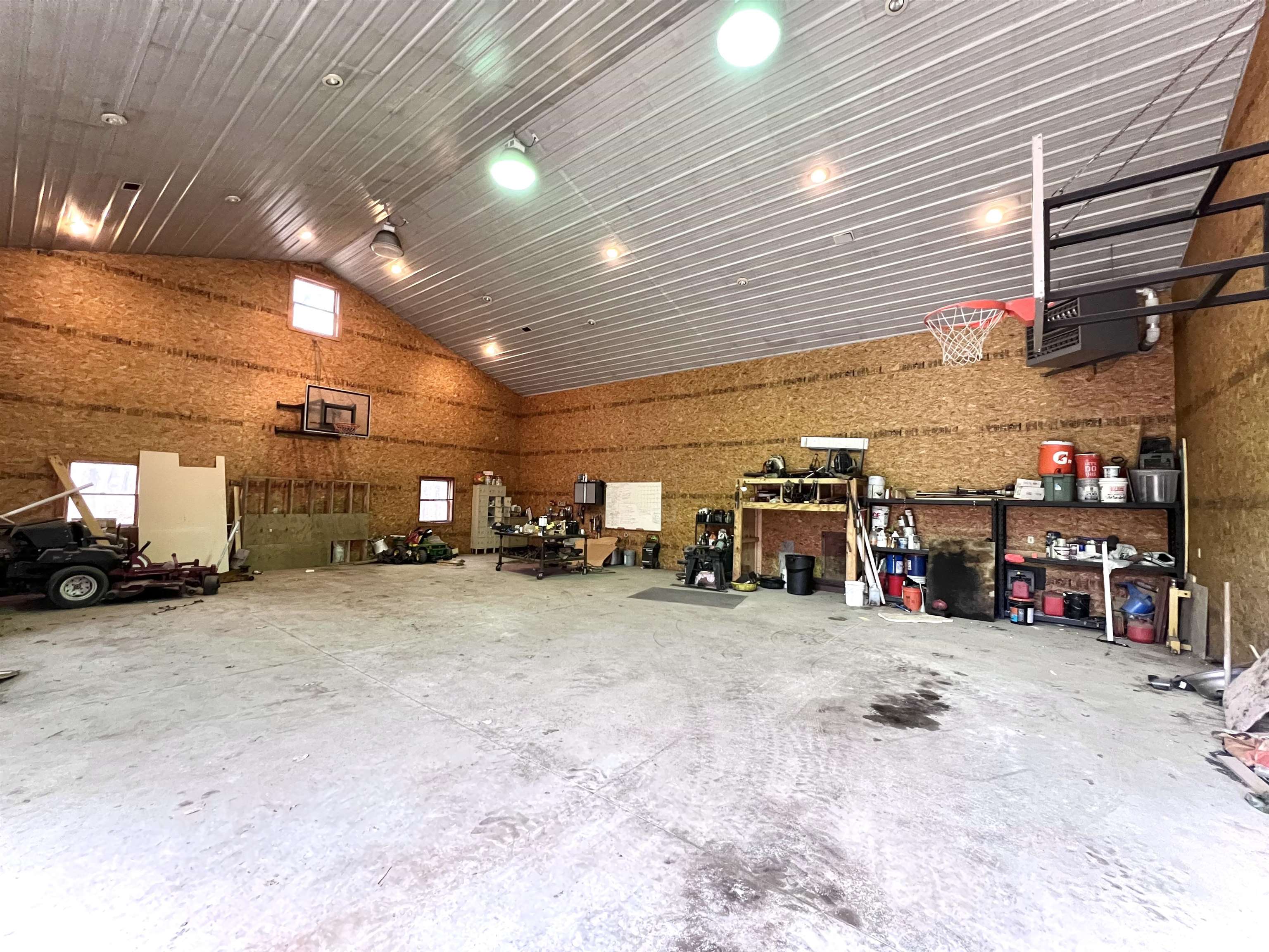 6520 Chesaning Road Chesaning, MI 48616 - Photo 51 of 99 50094758-50.JPG