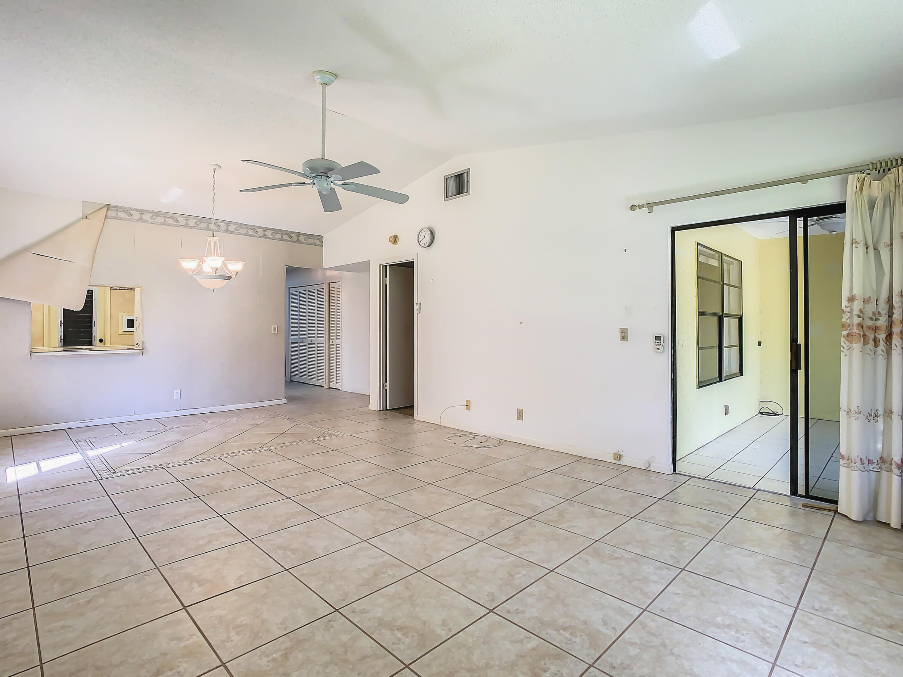 11 Ridge Pointe Drive, Unit D Boynton Beach, FL 33435 - Photo 19 of 26 11 Ridge Pointe Drive #D-22