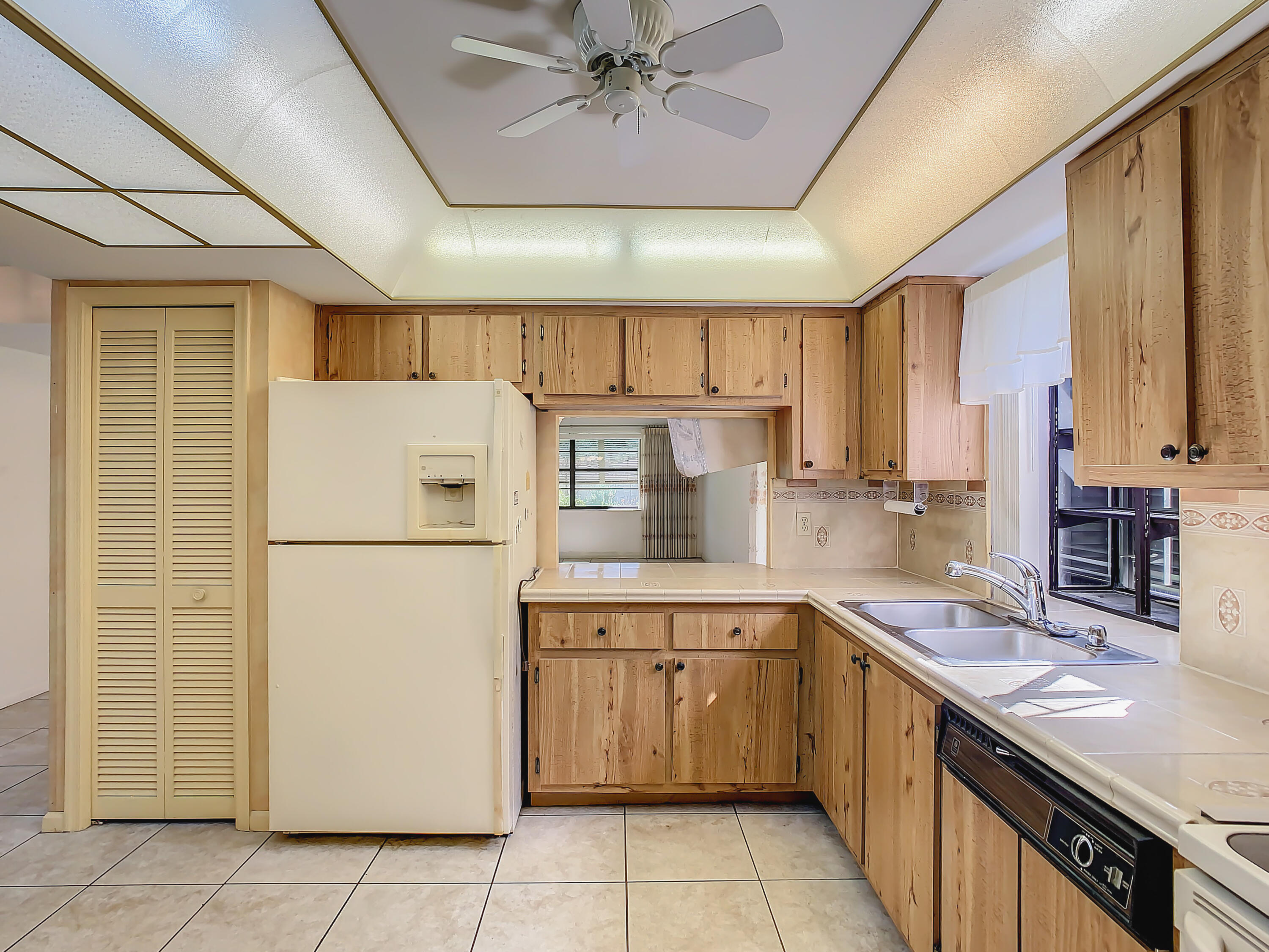 11 Ridge Pointe Drive, Unit D Boynton Beach, FL 33435 - Photo 4 of 26 11 Ridge Pointe Drive #D-17