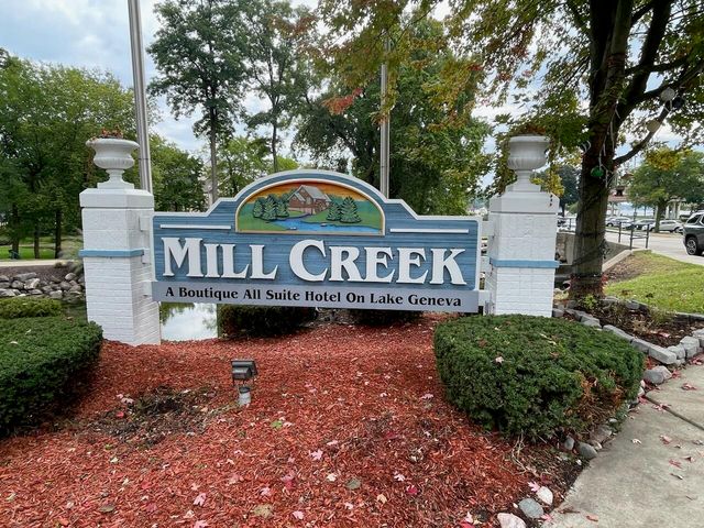 123 Center Street, Unit 304, Lake Geneva, WI 53147