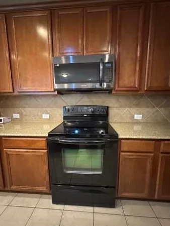 $2,300 | 5820 Stone Mountain Road, The Colony, TX 75056