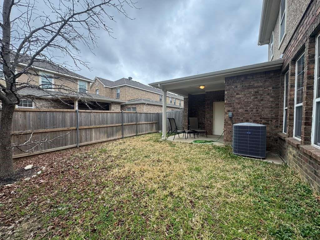 5820 Stone Mountain Road The Colony, TX 75056 - Photo 27 of 27 a view of a backyard