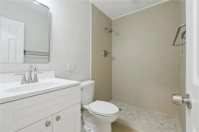 $2,400 | 530 Ashlawn Drive, Harahan, LA 70123