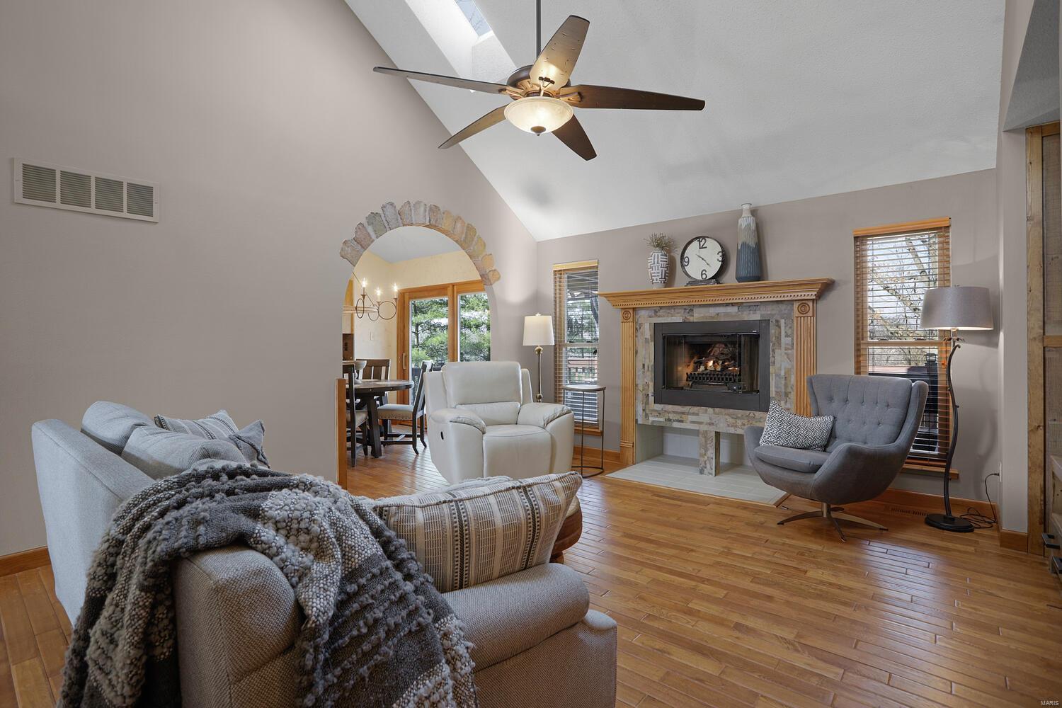 919 Hemingway Lane Weldon Spring, MO 63304 - Photo 8 of 36