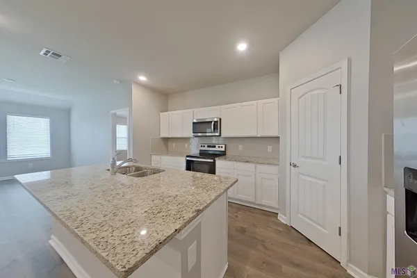 $1,895 | 410 Mango Drive, Lafayette, LA 70507