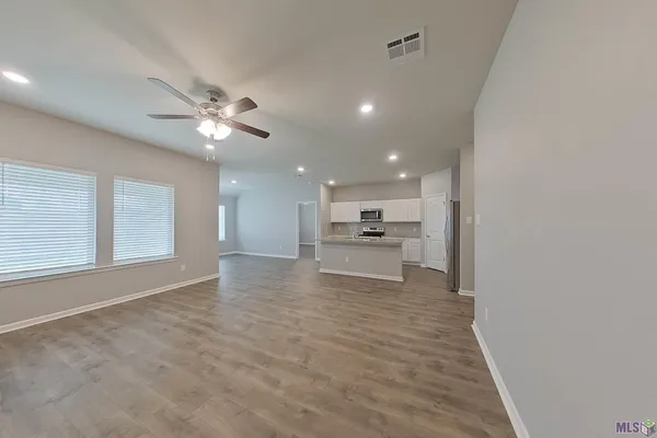 $1,895 | 410 Mango Drive, Lafayette, LA 70507