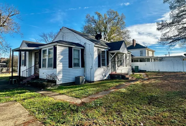 $375,000 | 1108 Whitehaven Lane, Memphis, TN 38116