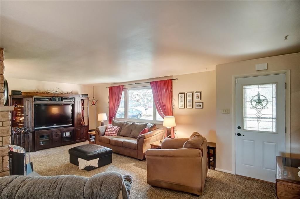 4220 Bentley Road Springfield, OH 45504 - Photo 4 of 36
