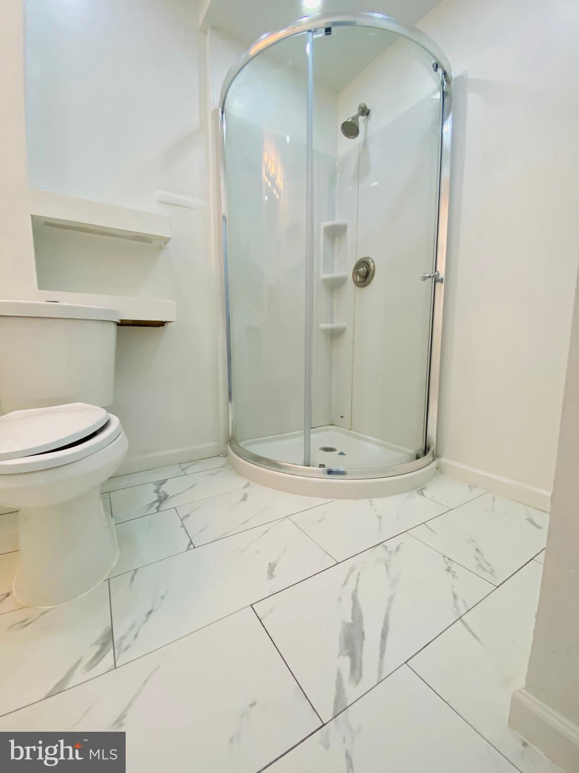 239 Exeter Street Reading, PA 19601 - Photo 8 of 14 Stand up shower