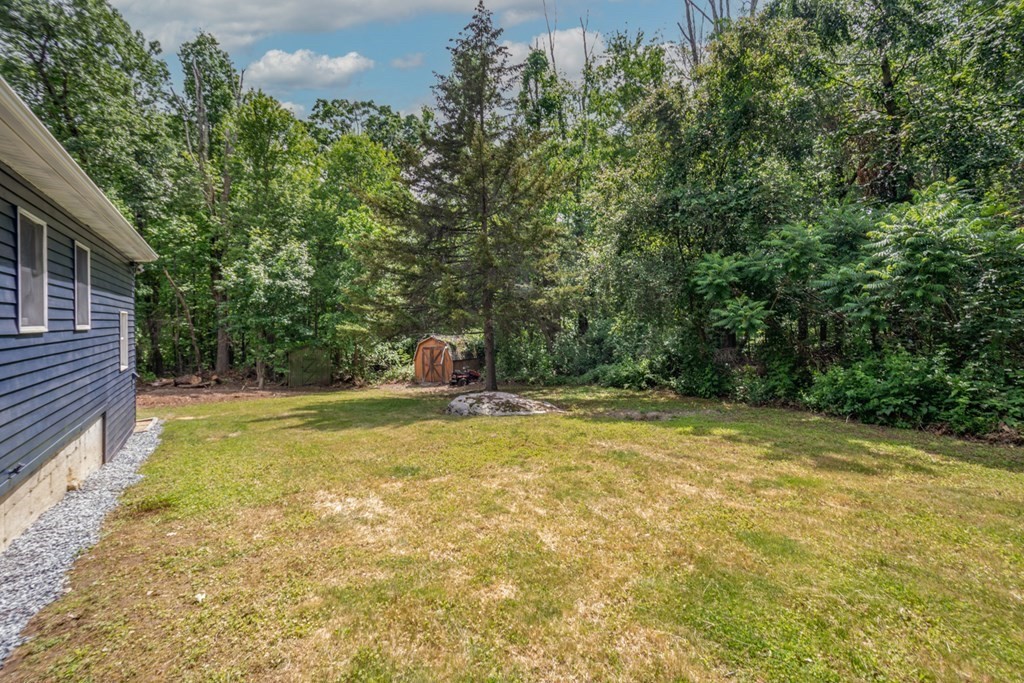 65 Carter Road Worcester, MA 01609 - Photo 19 of 21 Gallery Image 19