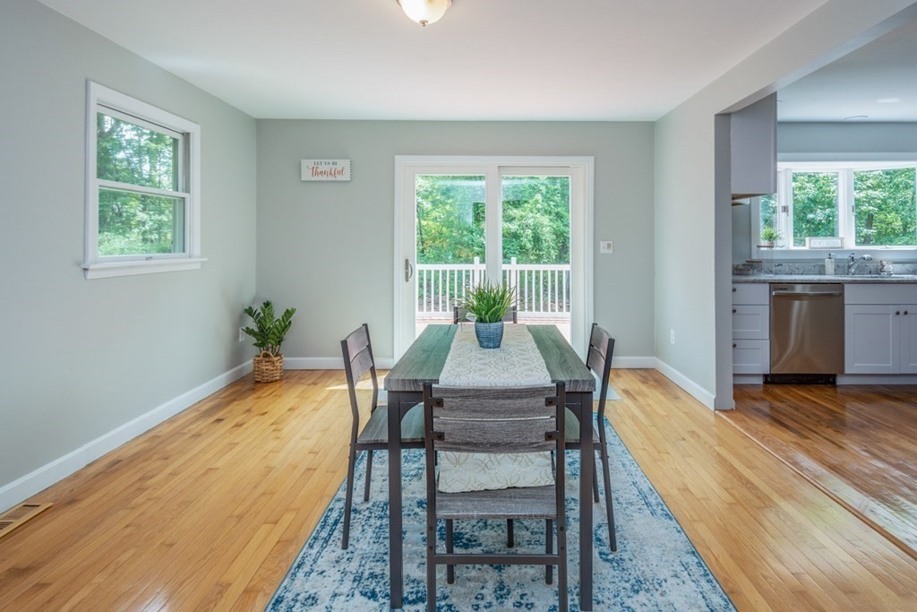 65 Carter Road Worcester, MA 01609 - Photo 7 of 21 Gallery Image 7