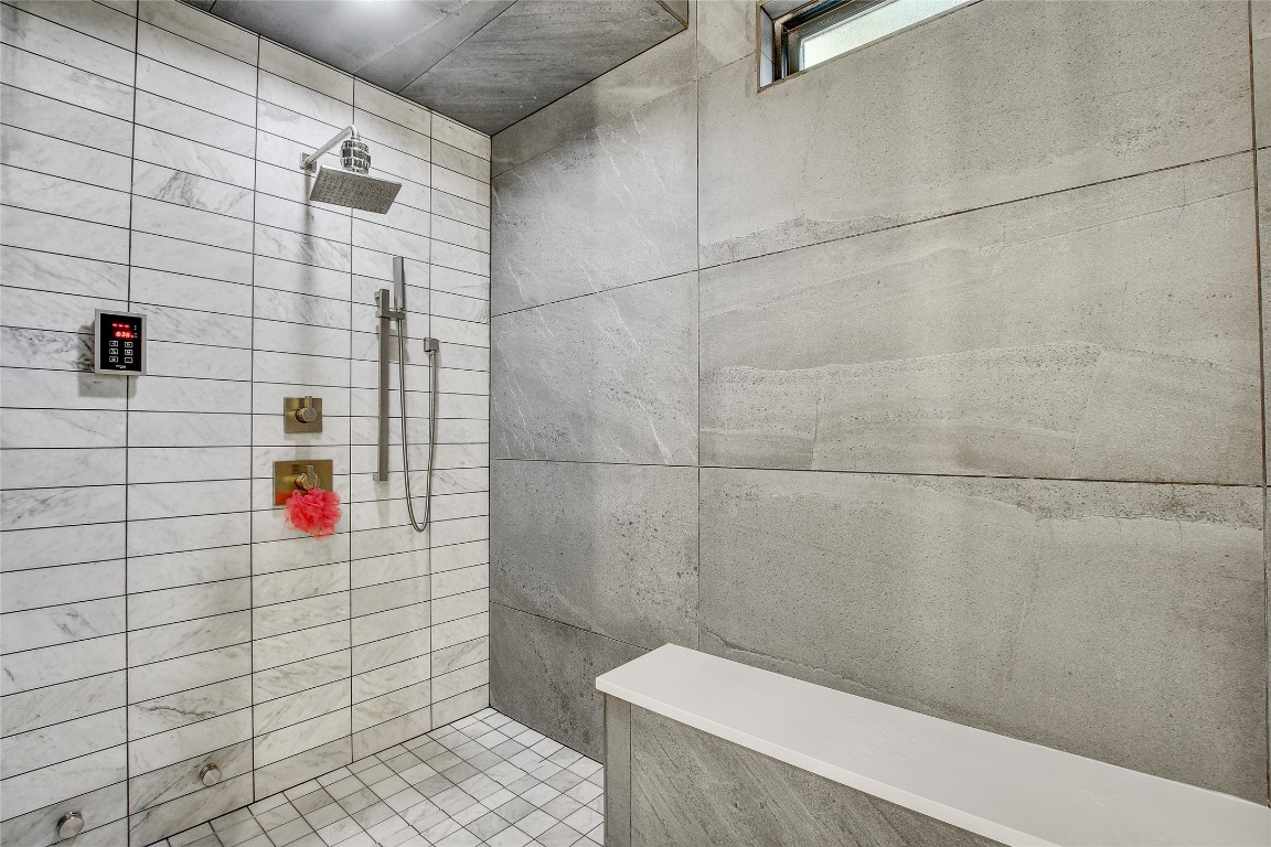 2006 Ford Street Austin, TX 78704 - Photo 19 of 40 Large steam shower