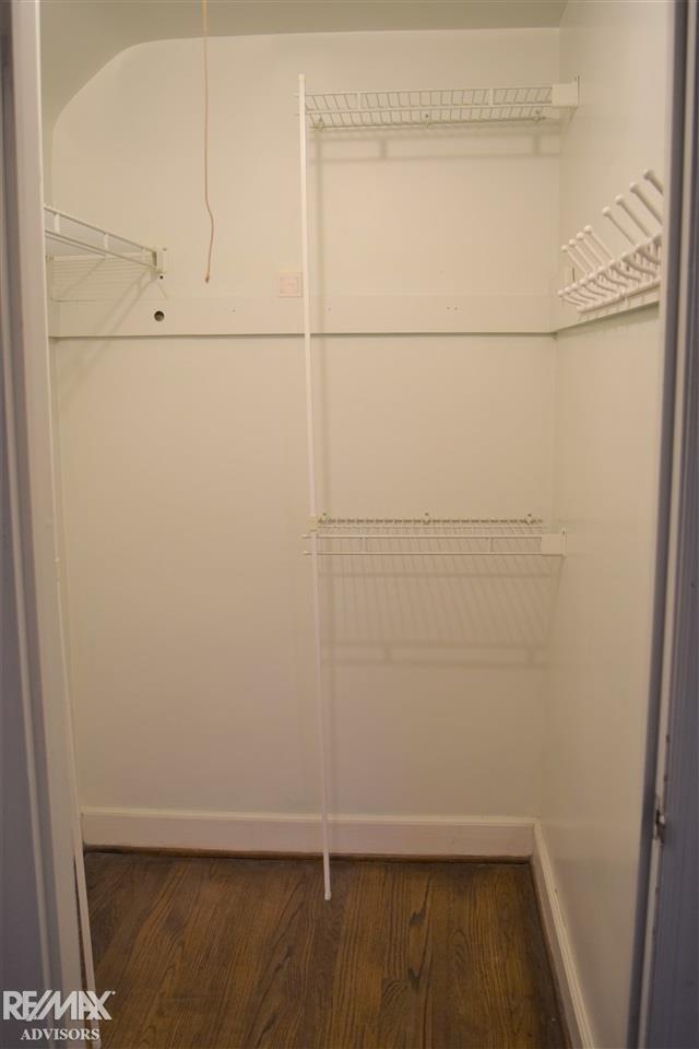 1541 Hawthorne Road Grosse Pointe Woods, MI 48236 - Photo 31 of 48