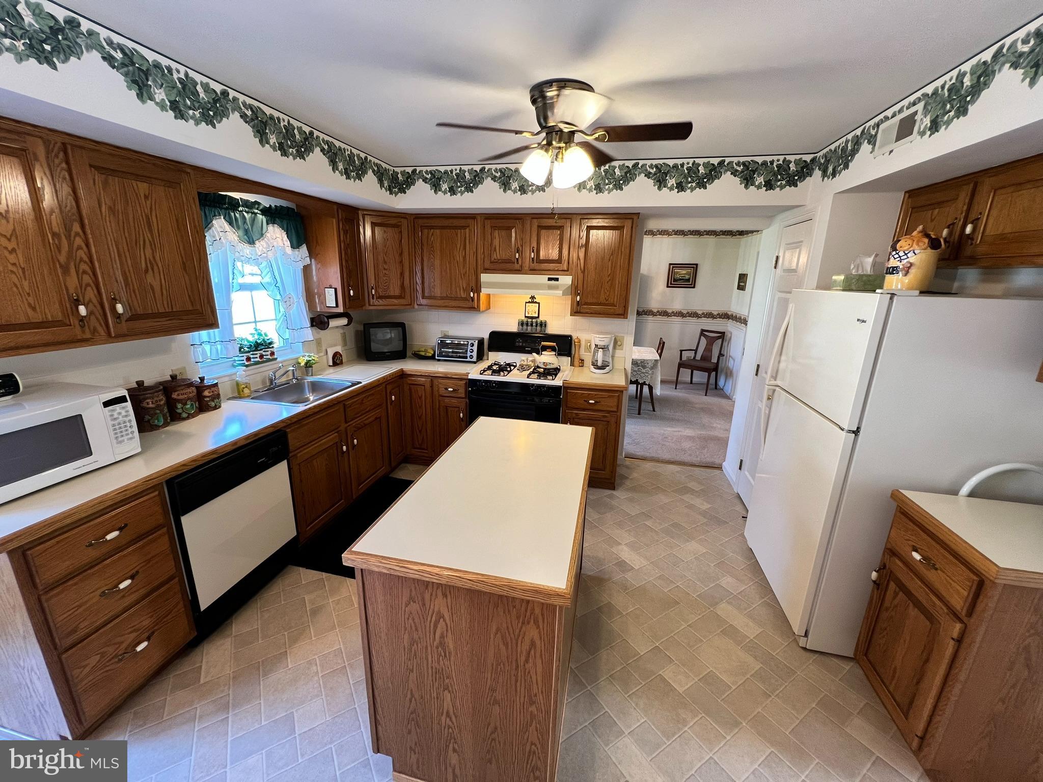 4571 Green Tree Road Reading, PA 19606 - Photo 14 of 27