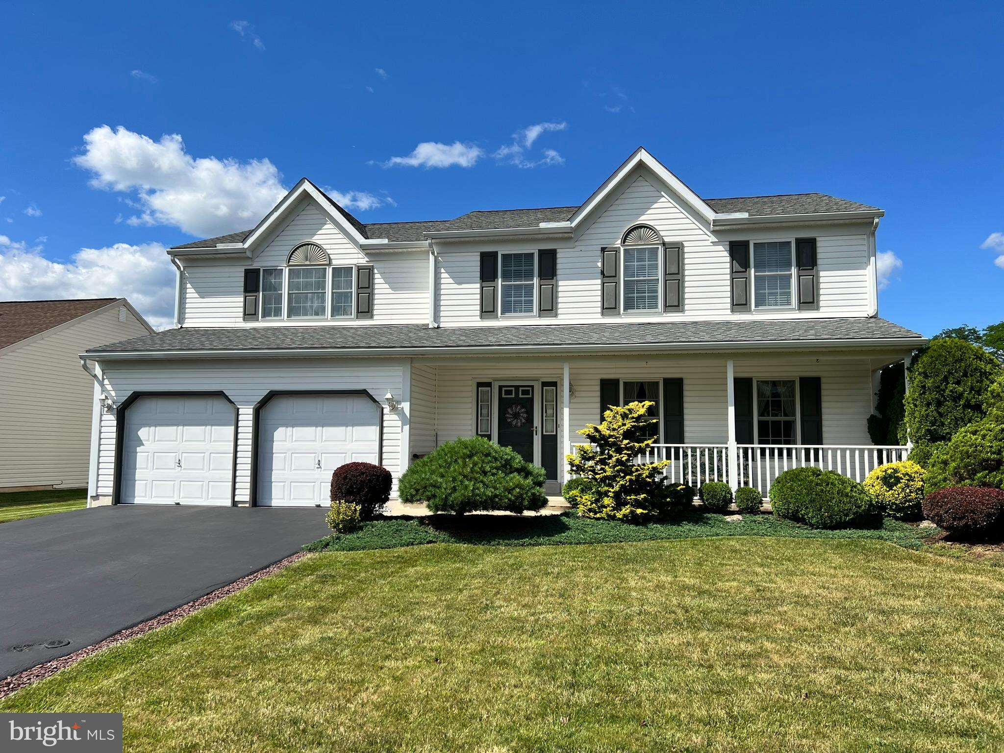 4571 Green Tree Road Reading, PA 19606 - Photo 3 of 27