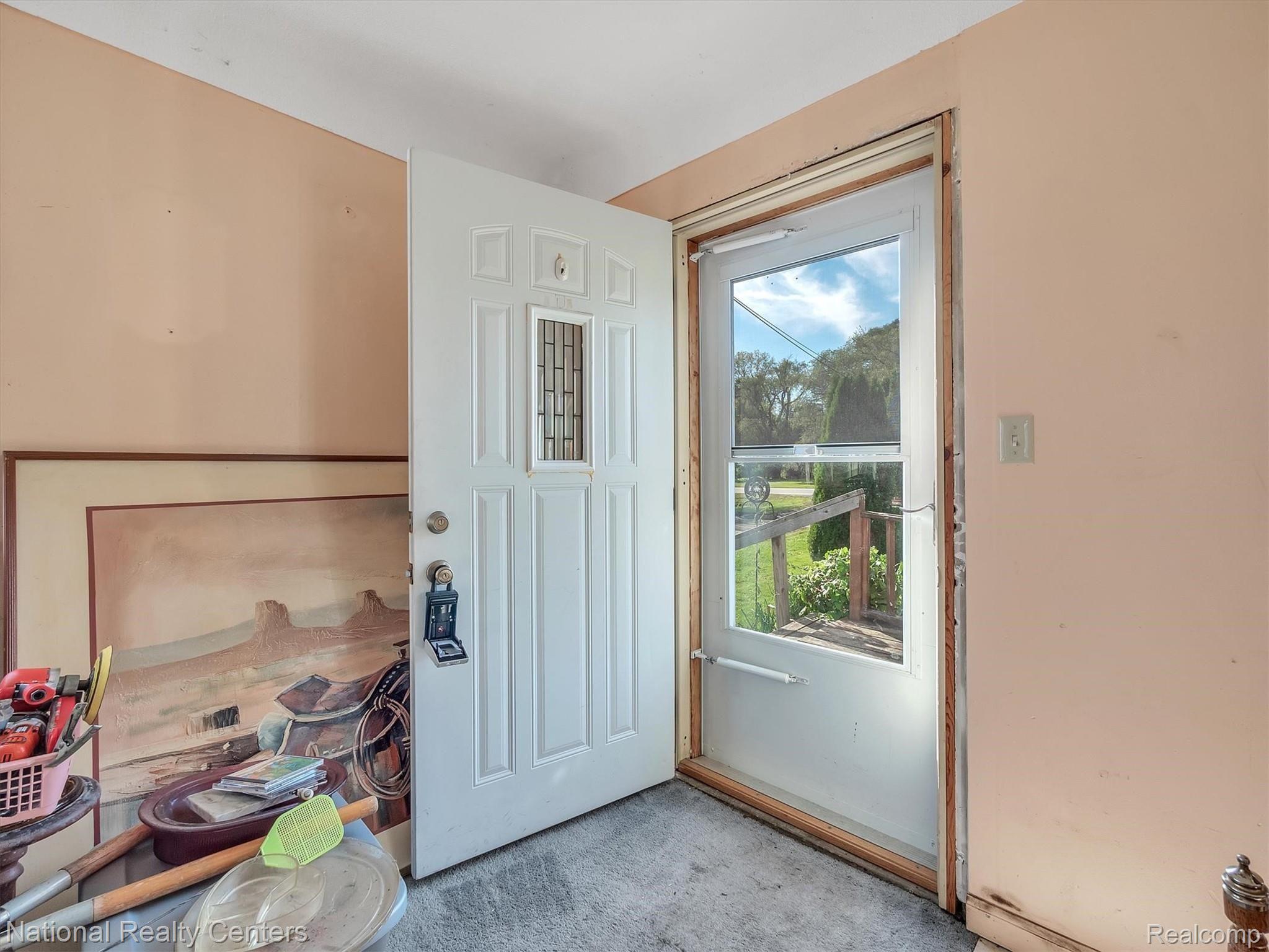 21607 Middlebelt Road New Boston, MI 48164 - Photo 7 of 50 c21607-Middlebelt-WindowStill-Real-Estate-Photography-7.jpg