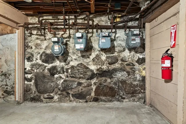 $1,299,900 | 508 Elliott Street, Beverly, MA 01915