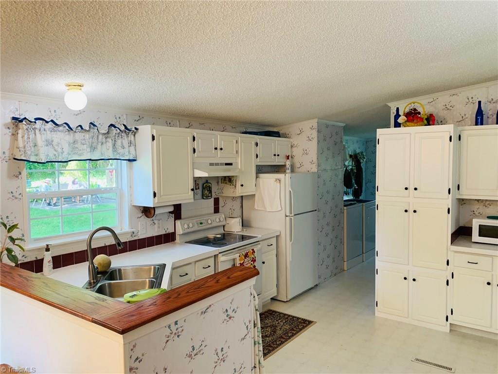 8990 Antioch Church Road Rural Hall, NC 27045 - Photo 3 of 27