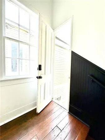 $1,900 | 2906 Prytania Street, Unit 203, New Orleans, LA 70115