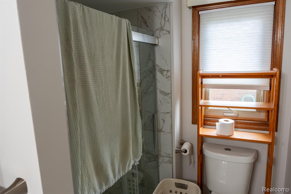 286 Union Drive Rochester Hills, MI 48307 - Photo 24 of 35