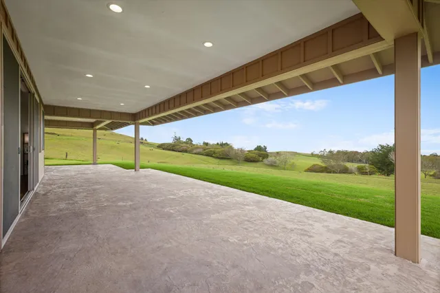 a view of outdoor space