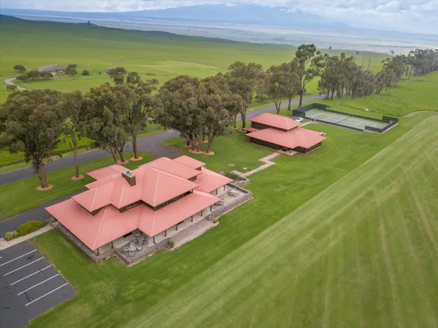 a view of a water with an outdoor space