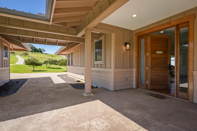 a view of outdoor space