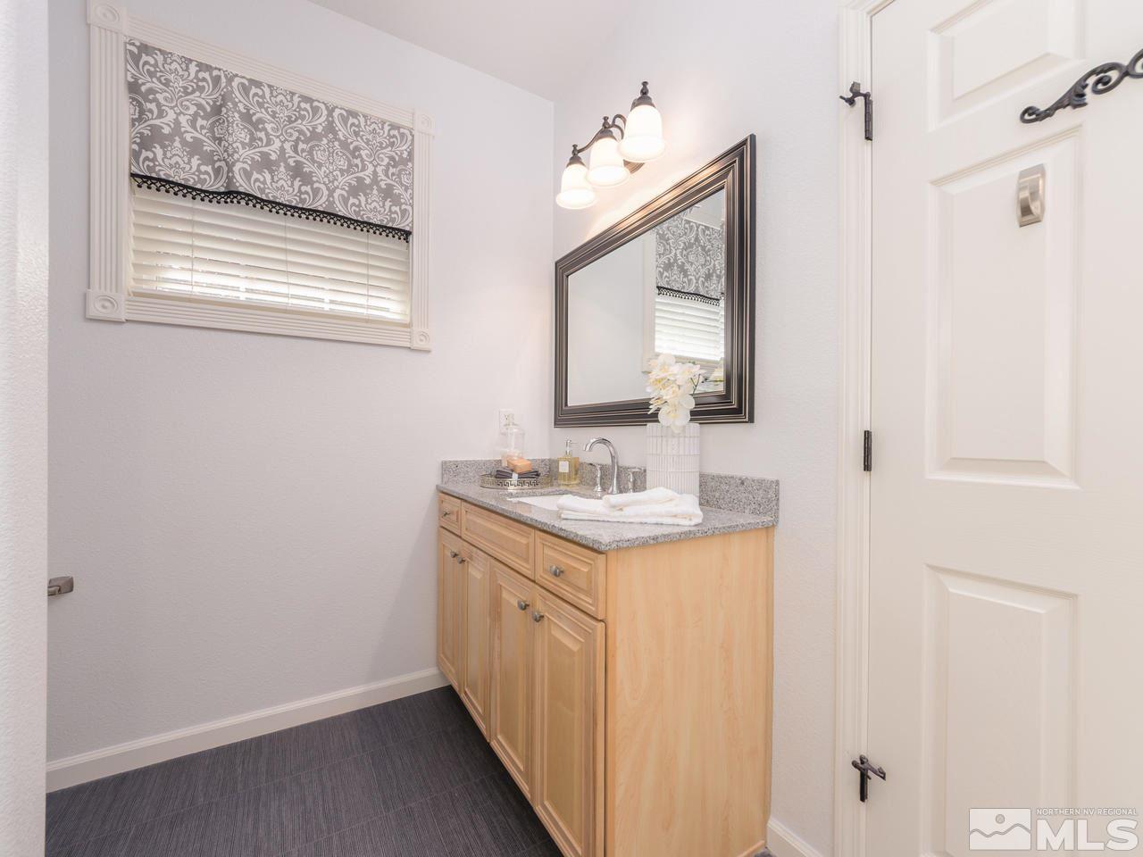 11027 Lamour Lane Reno, NV 89521 - Photo 14 of 23 Photo 14