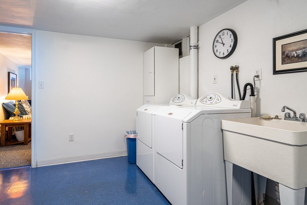40 Oak Street Lexington, MA 02421 - Photo 28 of 37 Gallery Image 28