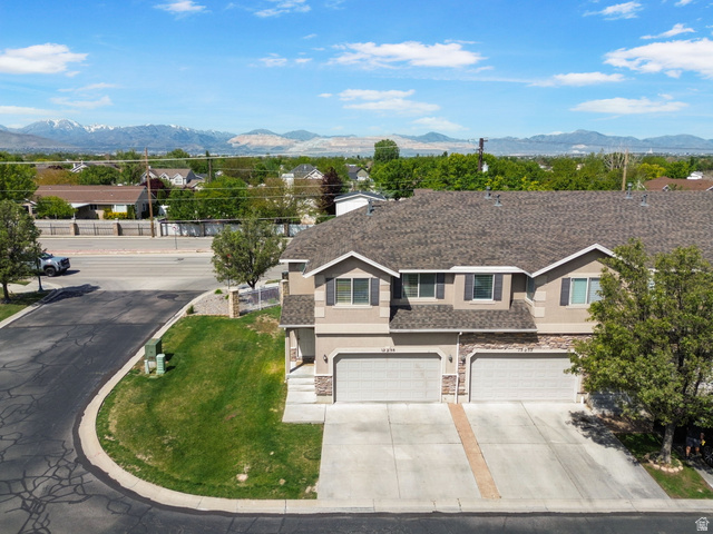 12238 South Madison View Drive Riverton, UT 84065 - Photo 5 of 37