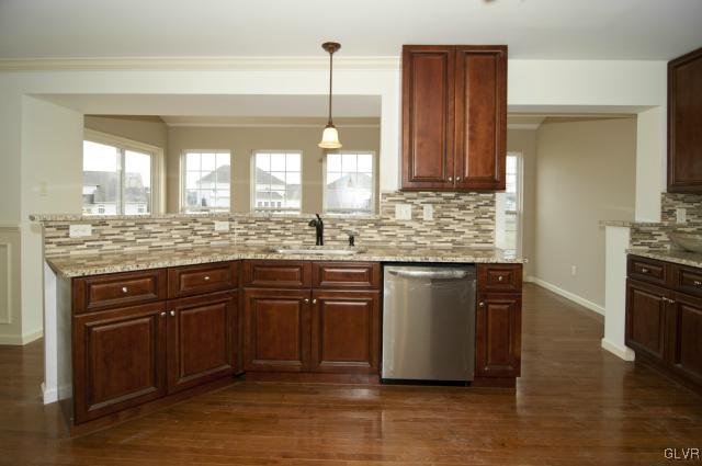 3216 Fox Hill Road Easton, PA 18045 - Photo 13 of 50 Gallery Image 13
