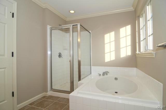3216 Fox Hill Road Easton, PA 18045 - Photo 18 of 50 Gallery Image 18