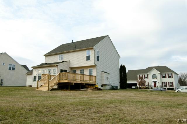 3216 Fox Hill Road Easton, PA 18045 - Photo 5 of 50 Gallery Image 5
