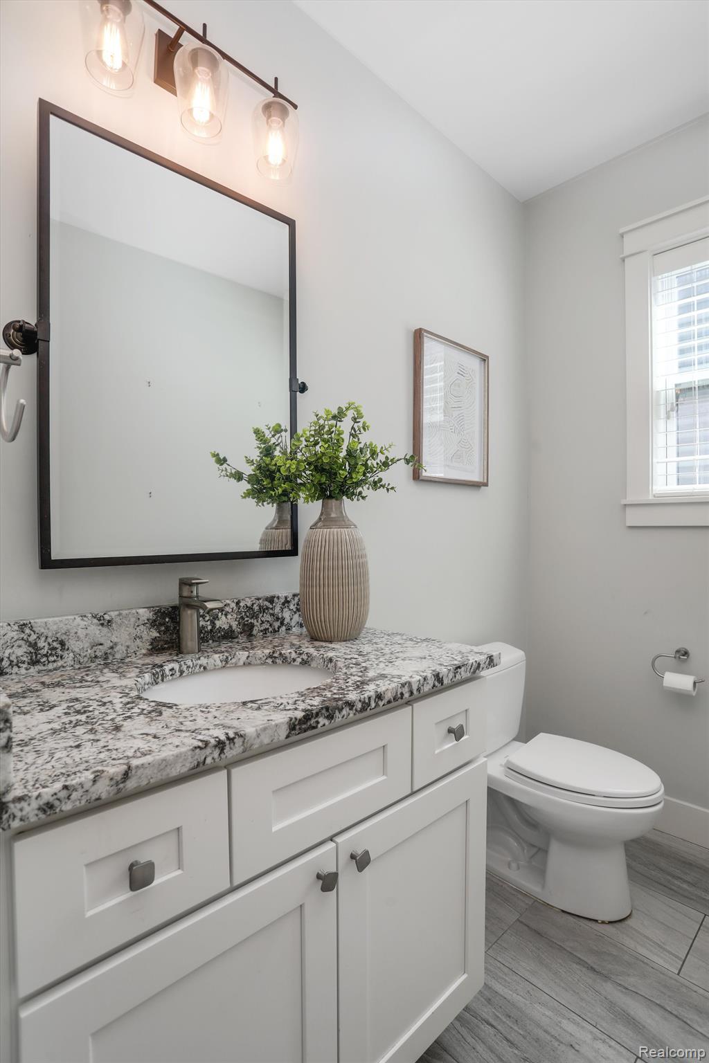 1259 Cambridge Road Berkley, MI 48072 - Photo 20 of 46 Gallery Image 20