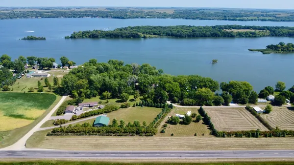 $160,000 | 48481 Bailey's Bay, Big Stone City, SD 57216