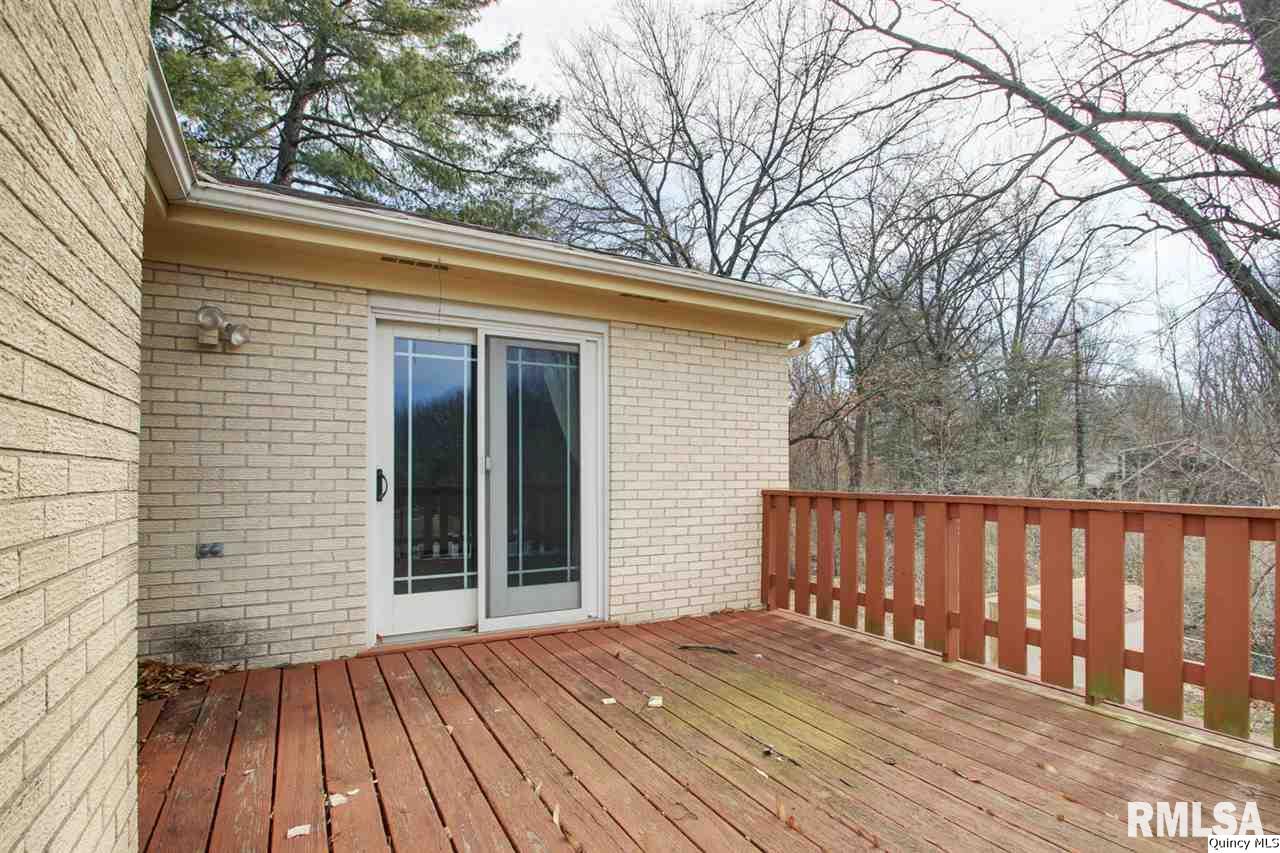 2820 Curved Creek Road Quincy, IL 62301 - Photo 9 of 10 Gallery Image 9