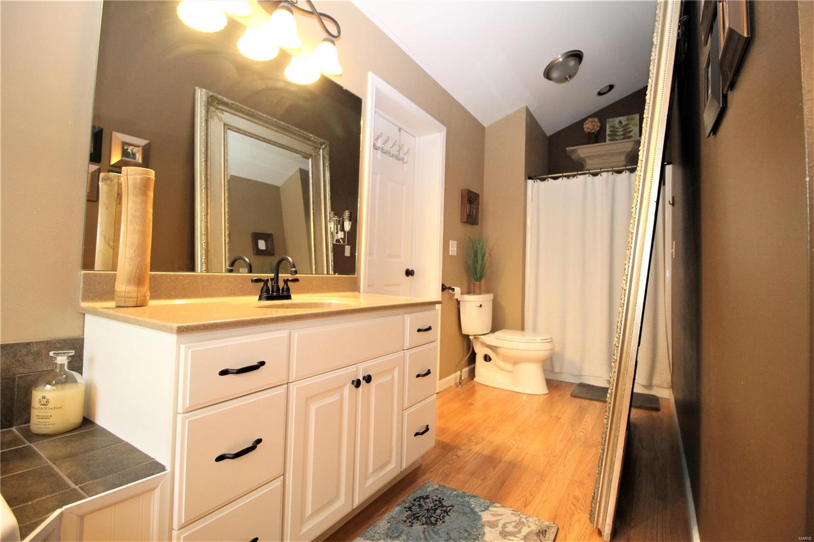 3145 Staunton Road Edwardsville, IL 62025 - Photo 26 of 58 Gallery Image 26