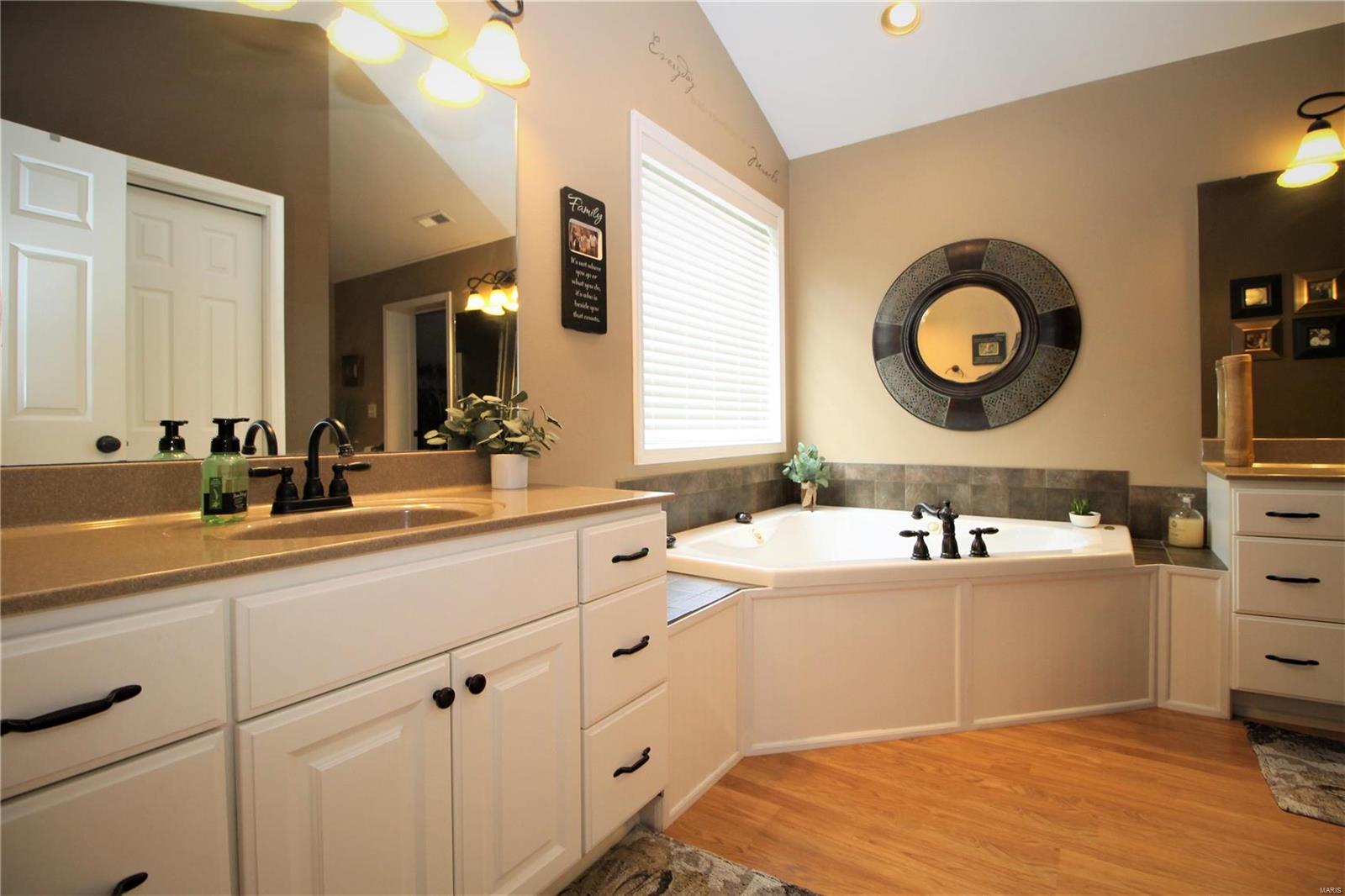 3145 Staunton Road Edwardsville, IL 62025 - Photo 38 of 58 Gallery Image 38