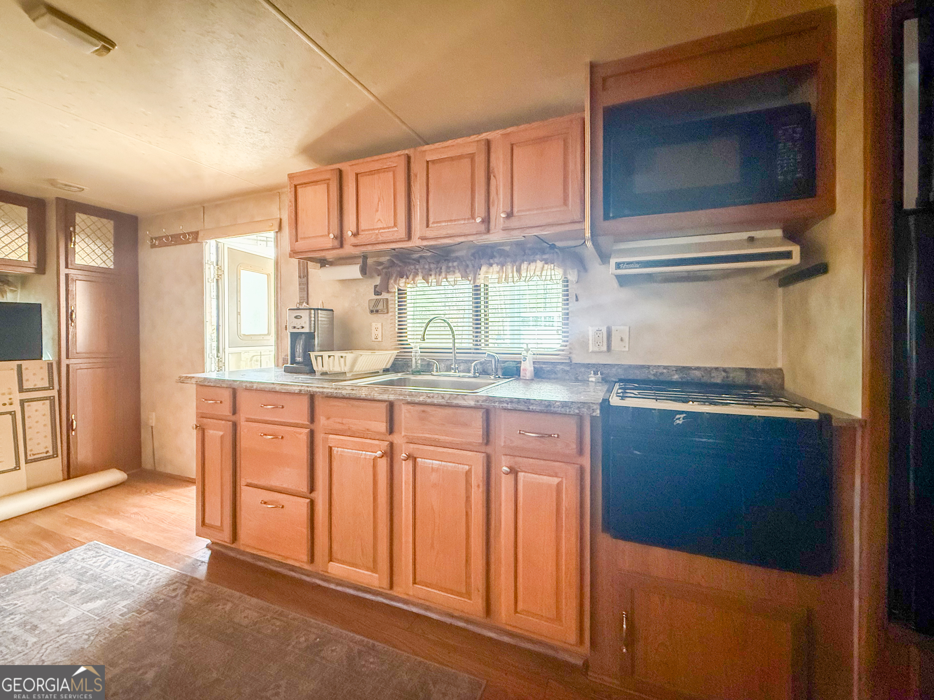 127 Rocky Lane Cleveland, GA 30528 - Photo 7 of 11