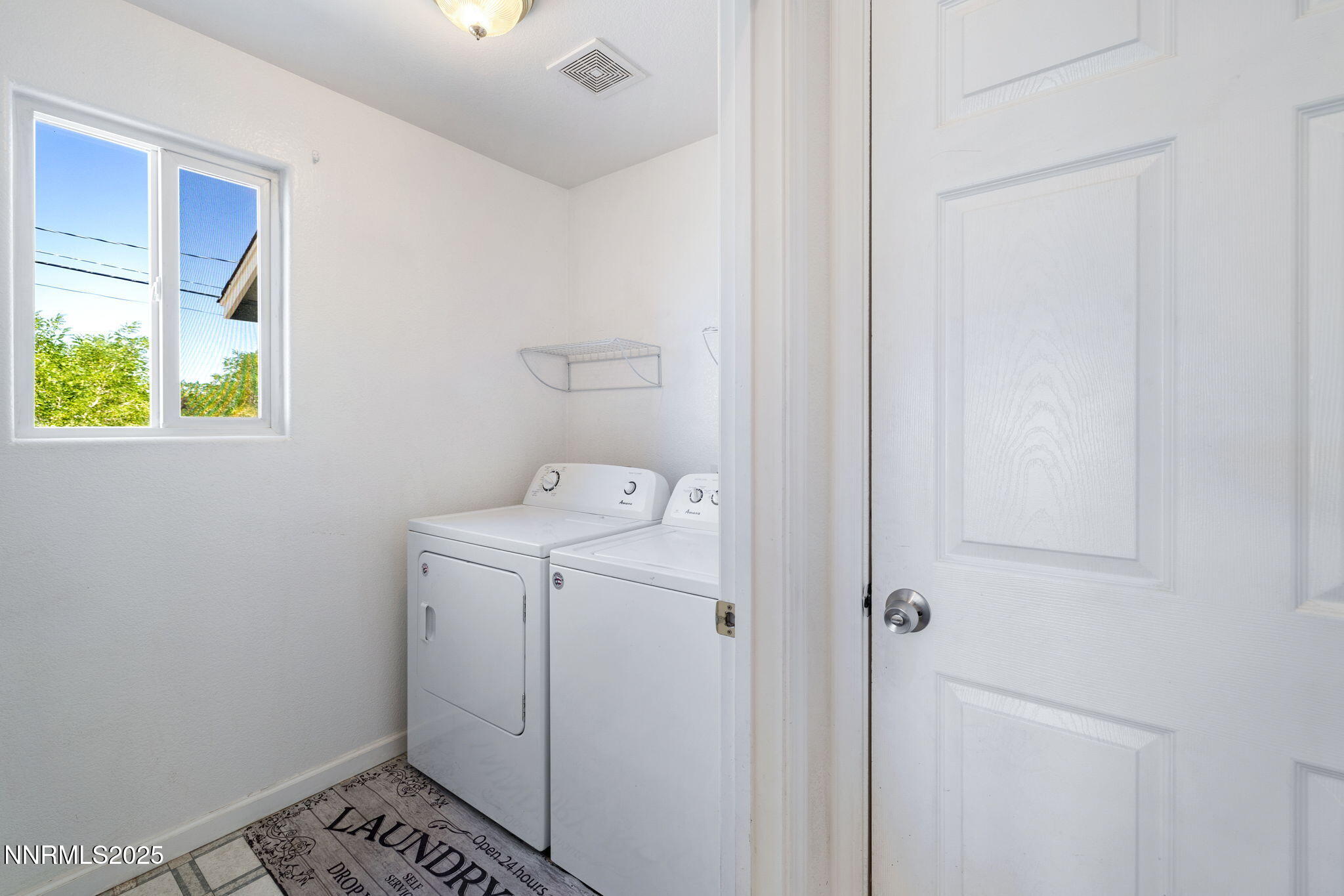 11610 Mistletoe Street Reno, NV 89506 - Photo 20 of 40 21-web-or-mls-11610 Mistletoe-8