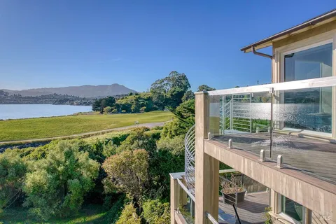 $5,900,000 | 20 Bayshore Terrace, Tiburon, CA 94920